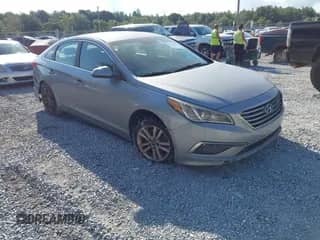 2015 Hyundai Sonata SE with VIN 5NPE24AF1FH007111, listed as a IAAI auction lot 43300853 with 161,829 mi miles and . Bid and sale history available at DreamBid. Image 1.