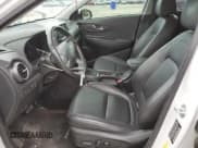 ✅ 2021 Hyundai Kona Limited • VIN: KM8K33A54MU654554 • Лот: 70360664. Опубликован ранее на Copart с пробегом 40 141 миль. Бесплатный доступ к архиву аукционных продаж из США и подробный отчёт об истории автомобиля на DreamBid. Изображение 7.