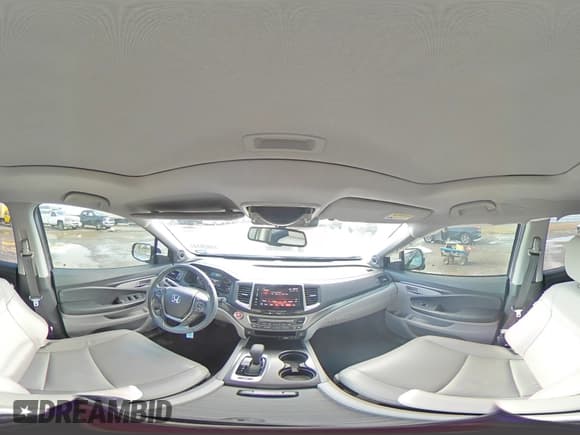 ✅ 2018 Honda Pilot EX-L • VIN: 5FNYF5H67JB002287 • Lot: 84826144. Listed on Copart with 129,280 mi. Free auction sales archive from the USA and detailed vehicle history report at DreamBid. Image 13.