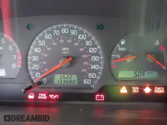 ✅ 2002 Volvo S40 • VIN: YV1VS29542F859841 • Lot: 43675774. Listed on IAAI with 133,680 mi. Free auction sales archive from the USA and detailed vehicle history report at DreamBid. Image 15.