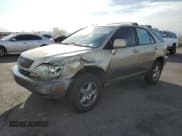 ✅ 2003 Lexus RX 300 • VIN: JTJGF10U830156780 • Лот: 68088265. Опубликован ранее на Copart с пробегом 233 911 миль. Бесплатный доступ к архиву аукционных продаж из США и подробный отчёт об истории автомобиля на DreamBid. Изображение 1.