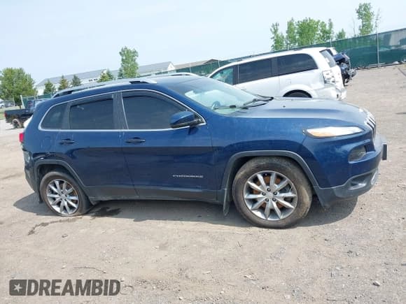 ✅ 2018 Jeep Cherokee Limited • VIN: 1C4PJMDX2JD568593 • Лот: 42482845. Опубликован ранее на IAAI с пробегом 9 999 миль. Бесплатный доступ к архиву аукционных продаж из США и подробный отчёт об истории автомобиля на DreamBid. Изображение 13.
