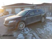 ✅ 2015 Lincoln MKT EcoBoost • VIN: 2LMHJ5AT8FBL00981 • Лот: 41309527. Опубликован ранее на IAAI с пробегом Не указан. Бесплатный доступ к архиву аукционных продаж из США и подробный отчёт об истории автомобиля на DreamBid. Изображение 2.