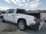 ✅ 2020 Chevrolet Silverado 1500 Custom • VIN: 3GCPWBEFXLG161915 • Lot: 63148565. Wystawiony na Copart z przebiegiem 143 558 mil. Bezpłatny archiwum sprzedaży aukcyjnych z USA i szczegółowy raport historii pojazdu na DreamBid. Zdjęcie 2.