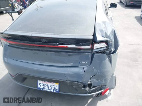 2023 Toyota Prius LE z VIN JTDACAAUXP3006206, wystawiony jako IAAI lot #42047362 z przebiegiem 36 206 mil mil oraz . Historia ofert i sprzedaży dostępna na DreamBid. Obrazek 12.