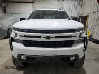 ✅ 2021 Chevrolet Silverado 1500 RST • VIN: 3GCUYEET0MG209170 • Lot: 61353283. Wystawiony na Copart z przebiegiem 13 921 mil. Bezpłatny archiwum sprzedaży aukcyjnych z USA i szczegółowy raport historii pojazdu na DreamBid. Zdjęcie 5.
