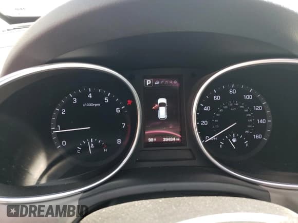 ✅ 2018 Hyundai Santa Fe 2.4L • VIN: 5NMZUDLB1JH081821 • Лот: 63705114. Опубликован ранее на Copart с пробегом 39 484 миль. Бесплатный доступ к архиву аукционных продаж из США и подробный отчёт об истории автомобиля на DreamBid. Изображение 9.