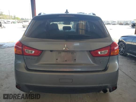 2017 Mitsubishi Outlander SEL с VIN JA4AP4AW7HZ065844, выставлен на аукционе Copart как лот 58117245 с пробегом 56 386 миль миль и Списание • Salvage title. История ставок и продаж доступна на DreamBid. Изображение 6.