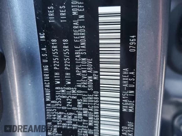 ✅ 2022 Toyota Corolla Cross XLE • VIN: 7MUDAABG6NV026840 • Lot: 90333755. Listed on Copart with 64,209 mi. Free auction sales archive from the USA and detailed vehicle history report at DreamBid. Image 13.