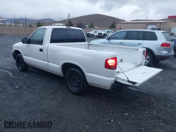 ✅ 1997 Isuzu Hombre S • VIN: 1GGCS1447V8650784 • Lot: 43758926. Listed on IAAI with 150,786 mi. Free auction sales archive from the USA and detailed vehicle history report at DreamBid. Image 3.