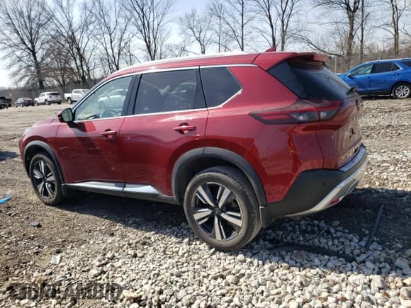✅ 2023 Nissan Rogue Platinum • VIN: JN8BT3DC0PW102383 • Lot: 48939485. Wystawiony na Copart z przebiegiem 21 507 mil. Bezpłatny archiwum sprzedaży aukcyjnych z USA i szczegółowy raport historii pojazdu na DreamBid. Zdjęcie 2.