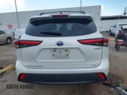 ✅ 2023 Toyota Highlander Hybrid LE • VIN: 5TDZARAH5PS520764 • Lot: 42965763. Wystawiony na IAAI z przebiegiem 110 245 mil. Bezpłatny archiwum sprzedaży aukcyjnych z USA i szczegółowy raport historii pojazdu na DreamBid. Zdjęcie 16.
