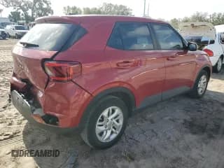 ✅ 2023 Hyundai Venue SE • VIN: KMHRB8A37PU210229 • Lot: 79420174. Wystawiony na Copart z przebiegiem 16 733 mil. Bezpłatny archiwum sprzedaży aukcyjnych z USA i szczegółowy raport historii pojazdu na DreamBid. Zdjęcie 3.