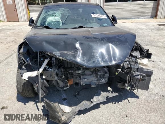 ✅ 2013 Hyundai Veloster w/Gray Int • VIN: KMHTC6AD8DU175812 • Lot: 53286313. Wystawiony na Copart z przebiegiem Nie podano. Bezpłatny archiwum sprzedaży aukcyjnych z USA i szczegółowy raport historii pojazdu na DreamBid. Zdjęcie 5.