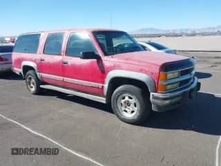 1994 Chevrolet Suburban z VIN 1GNFK16K9RJ334433, wystawiony jako IAAI lot #43559913 z przebiegiem 322 899 mil mil oraz . Historia ofert i sprzedaży dostępna na DreamBid. Obrazek 1.