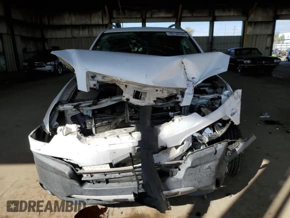 ✅ 2012 Chevrolet Captiva Sport LS • VIN: 3GNAL2EK2CS552315 • Lot: 46130345. Wystawiony na Copart z przebiegiem 100 324 mil. Bezpłatny archiwum sprzedaży aukcyjnych z USA i szczegółowy raport historii pojazdu na DreamBid. Zdjęcie 5.