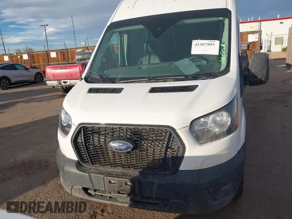 ✅ 2023 Ford Transit Cargo • VIN: 1FTBR3X80PKB45078 • Lot: 41487801. Listed on IAAI with 39,060 mi. Free auction sales archive from the USA and detailed vehicle history report at DreamBid. Image 12.