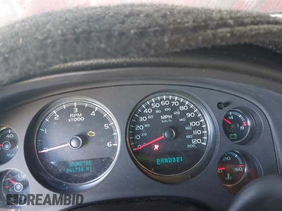 ✅ 2007 Chevrolet Tahoe LT • VIN: 1GNFK13057J127506 • Lot: 43723905. Wystawiony na IAAI z przebiegiem 241 794 mil. Bezpłatny archiwum sprzedaży aukcyjnych z USA i szczegółowy raport historii pojazdu na DreamBid. Zdjęcie 7.