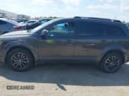 ✅ 2018 Dodge Journey SE • VIN: 3C4PDCAB6JT535309 • Lot: 43100516. Wystawiony na IAAI z przebiegiem 126 304 mil. Bezpłatny archiwum sprzedaży aukcyjnych z USA i szczegółowy raport historii pojazdu na DreamBid. Zdjęcie 14.