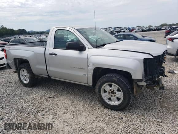 2016 Chevrolet Silverado 1500 Work Truck z VIN 1GCNKNEH9GZ357985, wystawiony jako Copart lot #68695764 z przebiegiem 115 134 mil mil oraz Szkoda całkowita • Salvage title. Historia ofert i sprzedaży dostępna na DreamBid. Obrazek 4.