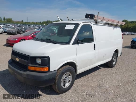 ✅ 2016 Chevrolet Express Cargo • VIN: 1GCWGAFF6G1165546 • Lot: 42987783. Listed on IAAI with 154,514 mi. Free auction sales archive from the USA and detailed vehicle history report at DreamBid. Image 18.
