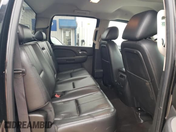 ✅ 2013 Chevrolet Silverado 2500HD LTZ • VIN: 1GC1KYCG4DF120814 • Lot: 82825784. Listed on Copart with 125,488 mi. Free auction sales archive from the USA and detailed vehicle history report at DreamBid. Image 10.