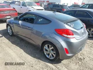 ✅ 2016 Hyundai Veloster • VIN: KMHTC6AD4GU296812 • Lot: 41856215. Wystawiony na IAAI z przebiegiem 174 579 mil. Bezpłatny archiwum sprzedaży aukcyjnych z USA i szczegółowy raport historii pojazdu na DreamBid. Zdjęcie 3.