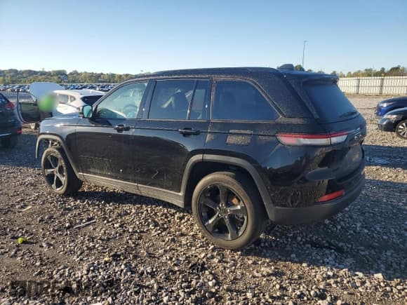 ✅ 2024 Jeep Grand Cherokee Altitude X • VIN: 1C4RJHAG4R8930271 • Lot: 87030455. Listed on Copart with 22,327 mi. Free auction sales archive from the USA and detailed vehicle history report at DreamBid. Image 2.