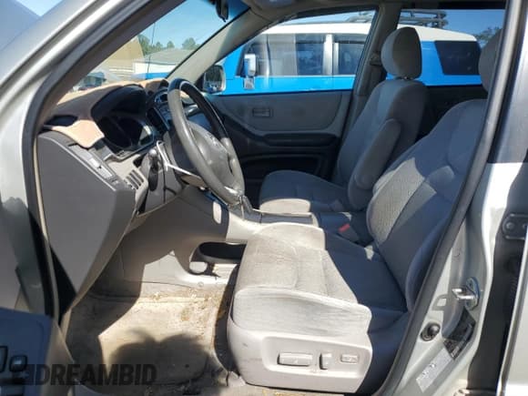 ✅ 2003 Toyota Highlander • VIN: JTEGD21A430072227 • Lot: 90329765. Listed on Copart with 229,629 mi. Free auction sales archive from the USA and detailed vehicle history report at DreamBid. Image 7.