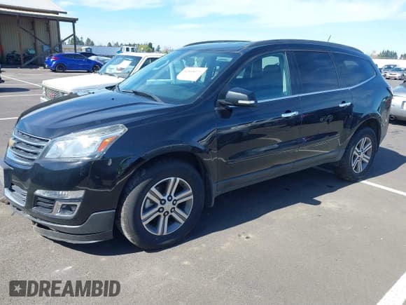 ✅ 2017 Chevrolet Traverse LT • VIN: 1GNKVHKD8HJ222193 • Lot: 41868071. Wystawiony na IAAI z przebiegiem 114 267 mil. Bezpłatny archiwum sprzedaży aukcyjnych z USA i szczegółowy raport historii pojazdu na DreamBid. Zdjęcie 18.