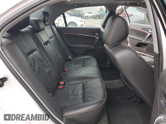 ✅ 2011 Lincoln MKZ • VIN: 3LNHL2JC5BR751303 • Лот: 92618535. Опубликован ранее на Copart с пробегом 194 076 миль. Бесплатный доступ к архиву аукционных продаж из США и подробный отчёт об истории автомобиля на DreamBid. Изображение 10.