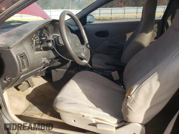 ✅ 2001 Saturn SC • VIN: 1G8ZP12801Z241043 • Лот: 93238175. Опубликован ранее на Copart с пробегом 190 547 миль. Бесплатный доступ к архиву аукционных продаж из США и подробный отчёт об истории автомобиля на DreamBid. Изображение 7.