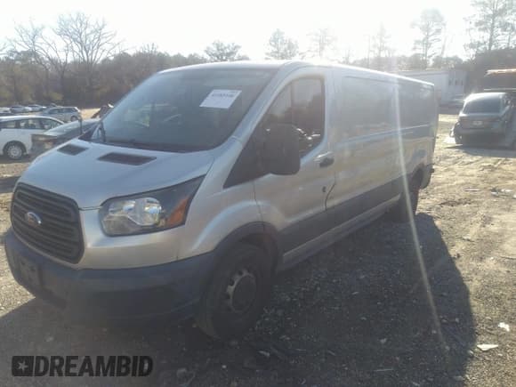 ✅ 2017 Ford Transit • VIN: 1FTYR2YM5HKA55197 • Лот: 41485106. Опубликован ранее на IAAI с пробегом 264 569 миль. Бесплатный доступ к архиву аукционных продаж из США и подробный отчёт об истории автомобиля на DreamBid. Изображение 20.