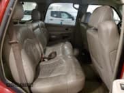 ✅ 2001 Chevrolet Tahoe LT • VIN: 1GNEK13T61J101087 • Lot: 80181385. Wystawiony na Copart z przebiegiem 194 210 mil. Bezpłatny archiwum sprzedaży aukcyjnych z USA i szczegółowy raport historii pojazdu na DreamBid. Zdjęcie 11.