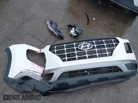 ✅ 2020 Hyundai Venue SEL • VIN: KMHRC8A33LU036988 • Lot: 42459231. Listed on IAAI with 49,217 mi. Free auction sales archive from the USA and detailed vehicle history report at DreamBid. Image 12.