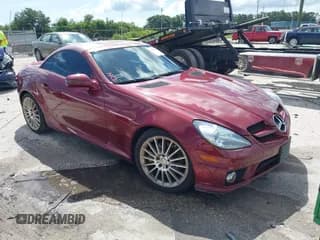 ✅ 2011 Mercedes-Benz SLK • VIN: WDBWK5JA8BF235883 • Лот: 42589247. Опубликован ранее на IAAI с пробегом 128 284 миль. Бесплатный доступ к архиву аукционных продаж из США и подробный отчёт об истории автомобиля на DreamBid. Изображение 1.