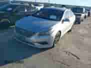 2015 Hyundai Sonata SE with VIN 5NPE24AF6FH001661, listed as a IAAI auction lot 43564083 with 116,075 mi miles and . Bid and sale history available at DreamBid. Image 2.