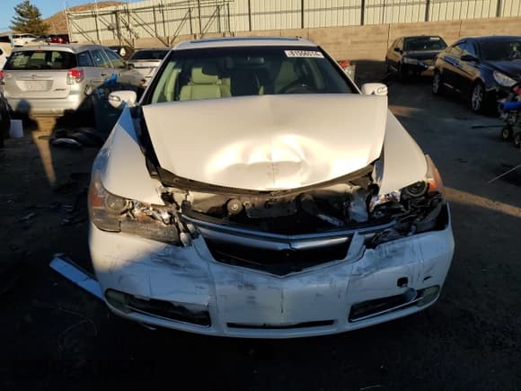 ✅ 2012 Acura RL Technology • VIN: JH4KB2F6XCC000213 • Лот: 81556514. Опубликован ранее на Copart с пробегом 103 466 миль. Бесплатный доступ к архиву аукционных продаж из США и подробный отчёт об истории автомобиля на DreamBid. Изображение 5.