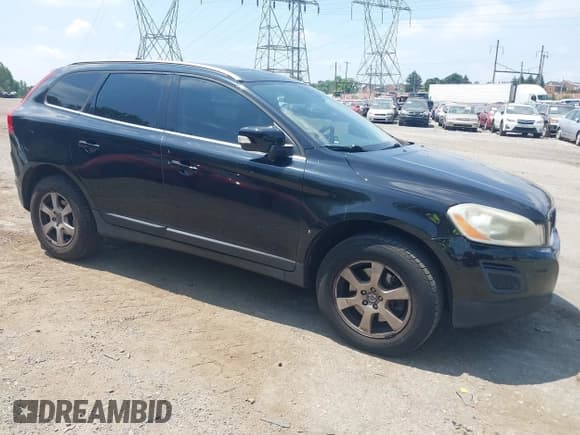 ✅ 2011 Volvo XC60 3.2L • VIN: YV4940DZ2B2190098 • Лот: 42835807. Опубликован ранее на IAAI с пробегом 166 490 миль. Бесплатный доступ к архиву аукционных продаж из США и подробный отчёт об истории автомобиля на DreamBid. Изображение 1.