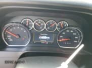 ✅ 2020 Chevrolet Silverado 1500 LT • VIN: 3GCUYDED1LG419469 • Lot: 71746824. Wystawiony na Copart z przebiegiem 47 029 mil. Bezpłatny archiwum sprzedaży aukcyjnych z USA i szczegółowy raport historii pojazdu na DreamBid. Zdjęcie 9.