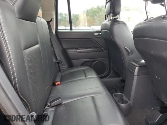 ✅ 2015 Jeep Compass High Altitude • VIN: 1C4NJDEB9FD120711 • Лот: 90510745. Опубликован ранее на Copart с пробегом 128 126 миль. Бесплатный доступ к архиву аукционных продаж из США и подробный отчёт об истории автомобиля на DreamBid. Изображение 11.