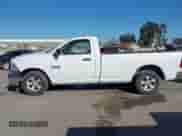 2016 Ram 1500 Tradesman с VIN 3C6JR6DG8GG239636, выставлен на аукционе IAAI как лот 41366332 с пробегом 117 082 миль миль и . История ставок и продаж доступна на DreamBid. Изображение 14.