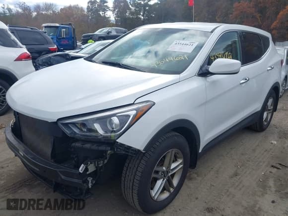 ✅ 2018 Hyundai Santa Fe 2.4L • VIN: 5NMZTDLB6JH075046 • Лот: 43544621. Опубликован ранее на IAAI с пробегом 142 421 миль. Бесплатный доступ к архиву аукционных продаж из США и подробный отчёт об истории автомобиля на DreamBid. Изображение 18.