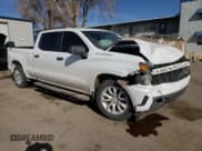 ✅ 2022 Chevrolet Silverado 1500 Custom • VIN: 3GCPYBEKXNG111610 • Lot: 44795955. Wystawiony na Copart z przebiegiem 39 147 mil. Bezpłatny archiwum sprzedaży aukcyjnych z USA i szczegółowy raport historii pojazdu na DreamBid. Zdjęcie 4.