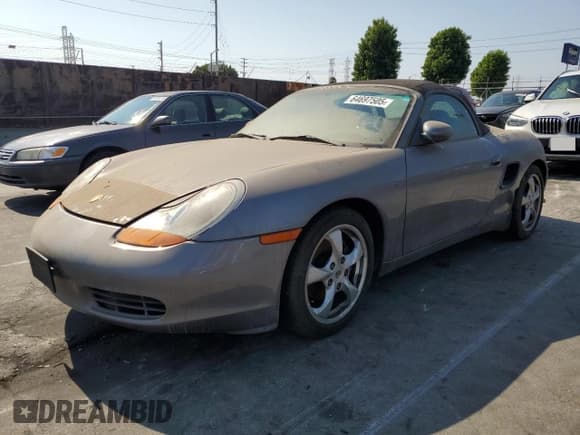 ✅ 2002 Porsche Boxster • VIN: WP0CA29822U622237 • Лот: 64697505. Опубликован ранее на Copart с пробегом Не указан. Бесплатный доступ к архиву аукционных продаж из США и подробный отчёт об истории автомобиля на DreamBid. Изображение 1.