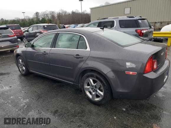 ✅ 2010 Chevrolet Malibu 1LT • VIN: 1G1ZC5EB1A4119118 • Lot: 82546864. Listed on Copart with 112,008 mi. Free auction sales archive from the USA and detailed vehicle history report at DreamBid. Image 2.