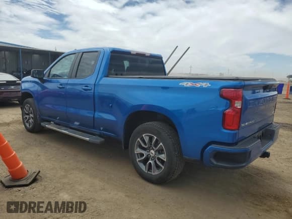 ✅ 2023 Chevrolet Silverado 1500 • VIN: 1GCRDEEK0PZ332352 • Лот: 54782755. Опубликован ранее на Copart с пробегом 31 019 миль. Бесплатный доступ к архиву аукционных продаж из США и подробный отчёт об истории автомобиля на DreamBid. Изображение 2.