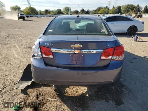 2014 Chevrolet Cruze 1LT с VIN 1G1PC5SB5E7252366, выставлен на аукционе Copart как лот 84833505 с пробегом 118 153 миль миль и Списание • Salvage title. История ставок и продаж доступна на DreamBid. Изображение 6.