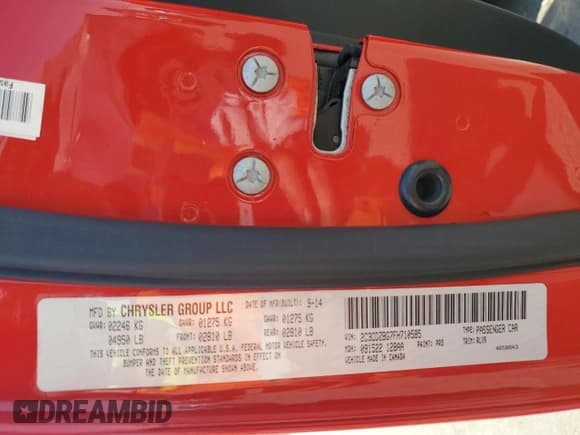 ✅ 2015 Dodge Challenger SXT Plus • VIN: 2C3CDZBG7FH710585 • Lot: 70525174. Wystawiony na Copart z przebiegiem 138 124 mil. Bezpłatny archiwum sprzedaży aukcyjnych z USA i szczegółowy raport historii pojazdu na DreamBid. Zdjęcie 12.