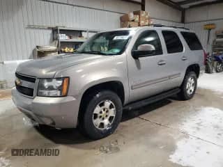2007 Chevrolet Tahoe LT с VIN 1GNFK13027J258621, выставлен на аукционе Copart как лот 71697705 с пробегом 260 265 миль миль и Чистый • Clean title. История ставок и продаж доступна на DreamBid. Изображение 1.